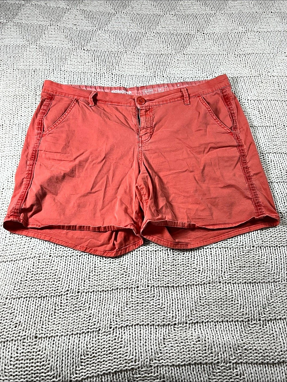 Sonoma Shorts Size 14